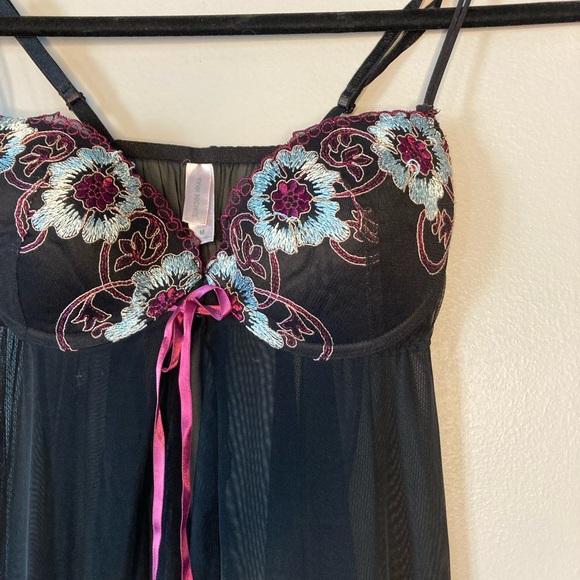 Inner Secrets M Black Nightie Nightgown Slip Dress Sexy Sheer Embroidery. - Picture 2 of 6